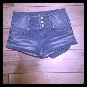 NWOT! SHORTS